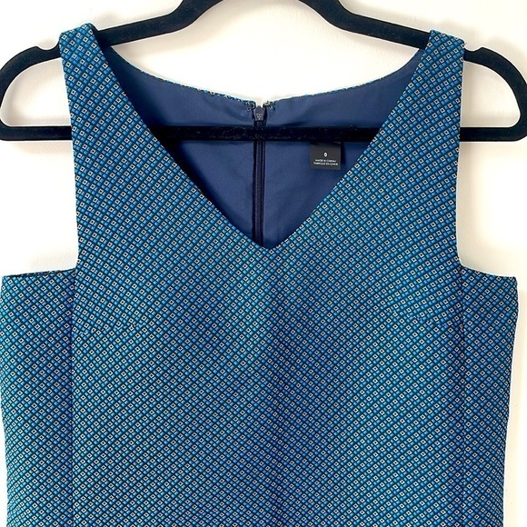 NWOT Club Monaco Blue white Dotted Jacquard Shift Dress sleeveless v neck SZ 0 - Picture 2 of 13